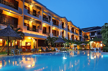 Nullam ullamcorper nisl quis ornare molestie